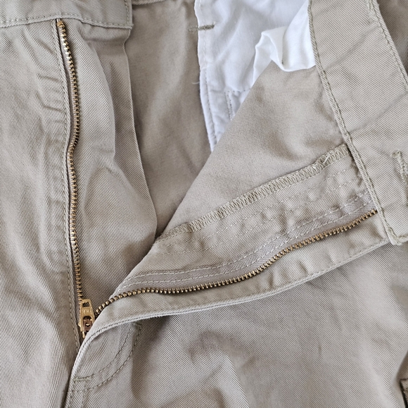 DOCKERS MEN CARGO KHAKI SHORTS SIZE 36 NWOT - Picture 8 of 15